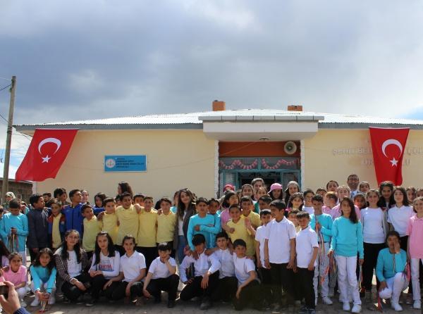 23 Nisan´ı Büyük Bir Coşkuyla Kutladık
